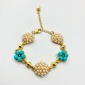 Vintage Western Turquoise blue flowers pearls gold tone bracelet beach mermaid